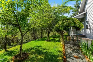3620 Demaray Dr, Grants Pass, OR 97527 - Photo 49