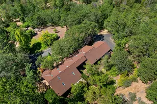 840 Shadow Hills Dr, Grants Pass, OR 97526 - Photo 43
