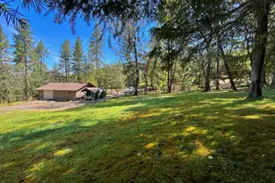 840 Shadow Hills Dr, Grants Pass, OR 97526 - Photo 33