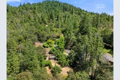 840 Shadow Hills Drive, Grants Pass, OR 97526 - Photo 7