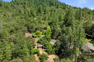 840 Shadow Hills Dr, Grants Pass, OR 97526 - Photo 7