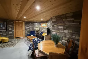 840 Shadow Hills Dr, Grants Pass, OR 97526 - Photo 15