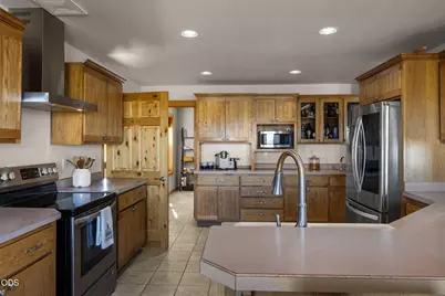 24605 Dodds Road, Bend, OR 97701 - Photo 13