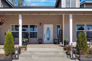 24605 Dodds Rd, Bend, OR 97701 - Photo 9