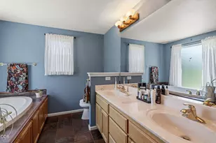 1443 Elaine Way, Medford, OR 97501 - Photo 21