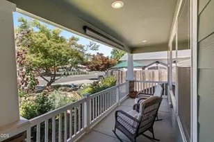 1443 Elaine Way, Medford, OR 97501 - Photo 5