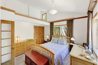 75 Dewey Street, Ashland, OR 97520 - Photo 23