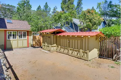 75 Dewey Street, Ashland, OR 97520 - Photo 47