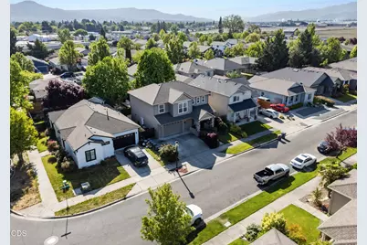 711 Isherwood Drive, Central Point, OR 97502 - Photo 51