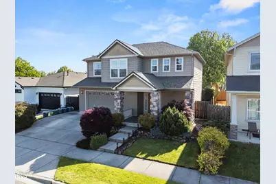 711 Isherwood Drive, Central Point, OR 97502 - Photo 7