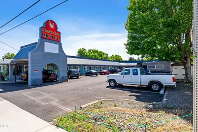 [Address not provided], Grants Pass, OR 97526 - Photo 19