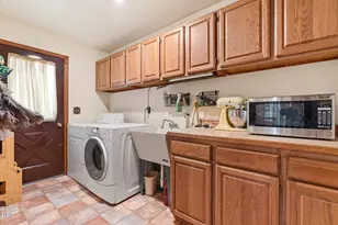 208 Adam, Canyon City, OR 97820 - Photo 17