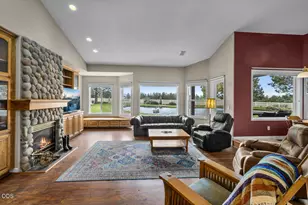 64629 Horseman Ln, Bend, OR 97703 - Photo 13