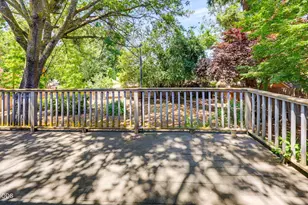 2533 Tahitian Ave, Medford, OR 97504 - Photo 41