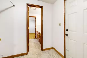 2533 Tahitian Ave, Medford, OR 97504 - Photo 21