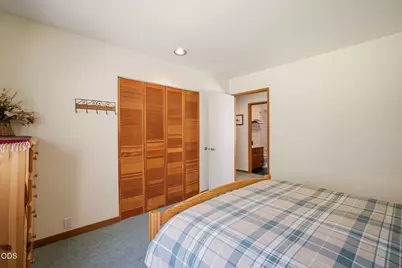 57218 Island Road #18, Sunriver, OR 97707 - Photo 29