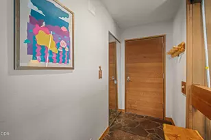 57218 Island Rd, Sunriver, OR 97707 - Photo 5