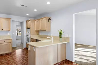972 Harbor Isle Boulevard, Klamath Falls, OR 97601 - Photo 13