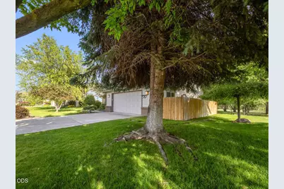 972 Harbor Isle Boulevard, Klamath Falls, OR 97601 - Photo 37