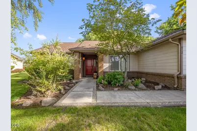 972 Harbor Isle Boulevard, Klamath Falls, OR 97601 - Photo 3