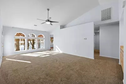 972 Harbor Isle Boulevard, Klamath Falls, OR 97601 - Photo 7