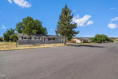 730 NE Lakeside Drive, Madras, OR 97741 - Photo 41