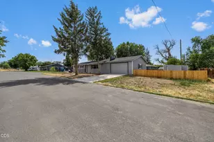 730 NE Lakeside Dr, Madras, OR 97741 - Photo 39