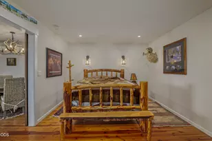 2564 Old Military Rd, Central Point, OR 97502 - Photo 47