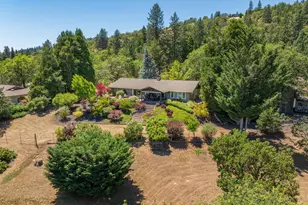 2564 Old Military Rd, Central Point, OR 97502 - Photo 67