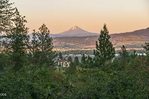 2564 Old Military Rd, Central Point, OR 97502 - Photo 47