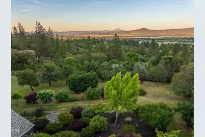 2564 Old Military Road, Central Point, OR 97502 - Photo 55