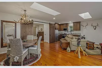 2564 Old Military Road, Central Point, OR 97502 - Photo 43