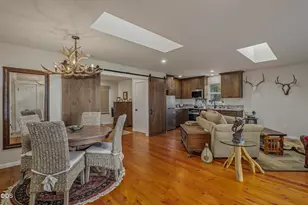 2564 Old Military Rd, Central Point, OR 97502 - Photo 43