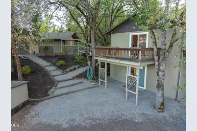 2564 Old Military Road, Central Point, OR 97502 - Photo 51