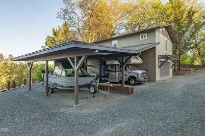 2564 Old Military Road, Central Point, OR 97502 - Photo 41