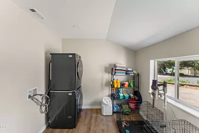 703 NE 10th Street, Grants Pass, OR 97526 - Photo 19