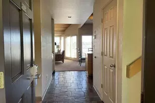 1844 Redtail Hawk Dr, Redmond, OR 97756 - Photo 3