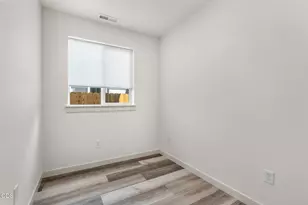 3366 NW 7th St, Redmond, OR 97756 - Photo 23