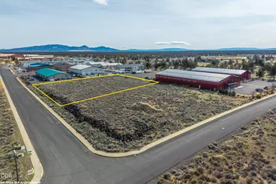 2200 SW Deerhound Avenue, Redmond, OR 97756 - Photo 5