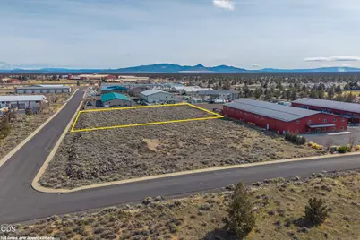 2200 SW Deerhound Avenue, Redmond, OR 97756 - Photo 7