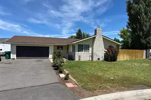 4407 N Meadows Ct N, Klamath Falls, OR 97603 - Photo 1