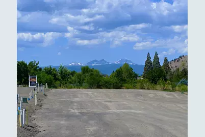 21440 Livingston Drive, Bend, OR 97701 - Photo 13