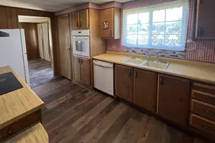 31433 Price St, Bonanza, OR 97623 - Photo 5