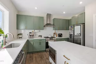 2059 SE 176th Ave, Portland, OR 97233 - Photo 5