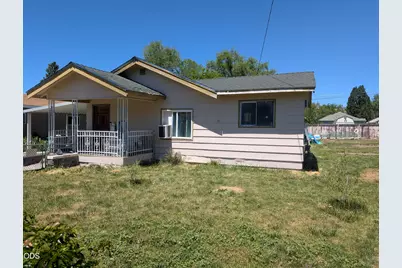 2241 Wantland Avenue, Klamath Falls, OR 97601 - Photo 3
