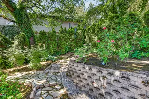 443 Conestoga Dr, Jacksonville, OR 97530 - Photo 45