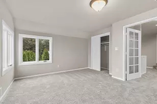 443 Conestoga Dr, Jacksonville, OR 97530 - Photo 25