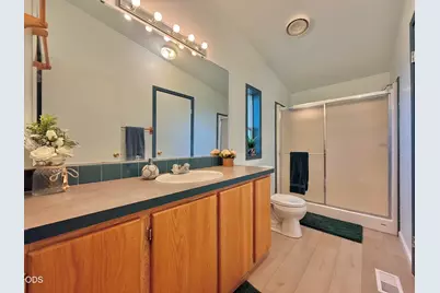 4751 Bellm Drive #SPC 403, Klamath Falls, OR 97603 - Photo 17