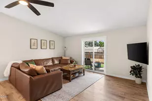 833 NW Maple Ct, Redmond, OR 97756 - Photo 15