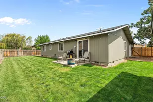 833 NW Maple Ct, Redmond, OR 97756 - Photo 23